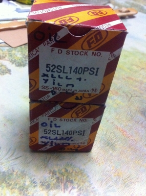 เกจวัดแรงดันนำมันเครื่อง ยี่ห้อ  F.D japan