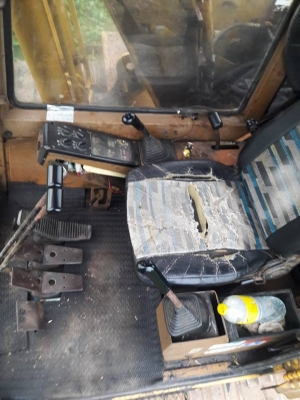 ขายcat E110 โปร บูมพิเศษ เท่ายาวกว่า120 รถทำงานไว ซื้อเก่านอกมา5 ปี  ติดต่อ เจ้าของ 0805771468 คุณ อาท