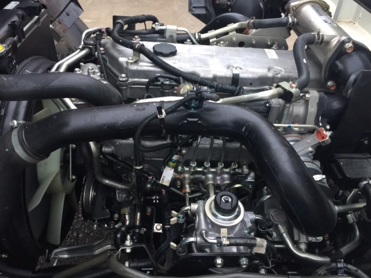 ขายFRR210ยาว6.50มรถ9เดือนวิ่งแค่10700กิโลรถสวยมากเหมือนรถใหม่