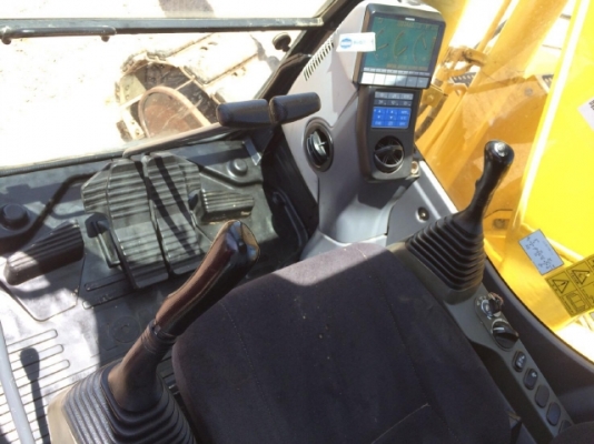 ขายรถแบคโฮ KOMATSU PC128US-8 3XXX ชั่วโมง นำเข้าจากญี่ปุ่น สภาพสวยพร้อมใช้ มีVDOการทำงานครับ