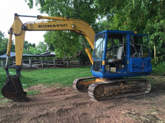 ขาย 315,000 KOMATSU PC60-5  เครื่องดี ปั้มแรง เอวแน่น ช่วงล่างเต็มสวย  เอกสารอินวอยท์ รถสวยพร้อมใช้ 090-772-3710 090-772-3708