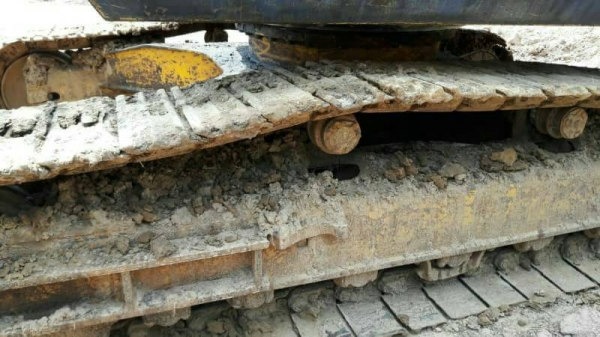 ขาย 535,000 KOMATSU pc 200-5 เล่มทะเบียน เครื่องดี ปั้มแรง ไฟฟ้าครบ เอวมีขยับ ช่วงล่างดี รถสวยพร้อมใช้เอกสารพร้อมโอน 090-772-3710 090-772-3708 ขาย 535,000 KOMATSU pc 200-5 เล่มทะเบียน เครื่องดี ปั้มแรง ไฟฟ้าครบ เอวมีขยับ ช่วงล่างดี รถสวยพร้อมใช้เอกสารพร้อมโอน 090-772-3710 090-772-3708