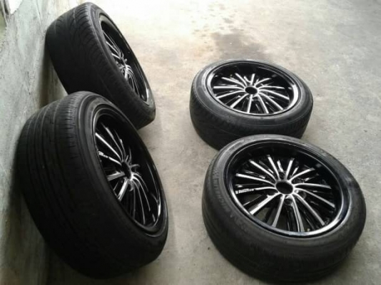 ขอบ17นิ้ว6รู พร้อมยาง สวยๆ 4 ล้อ ราคา 7900 บาท ขอบ17นิ้ว6รู พร้อมยาง สวยๆ 4 ล้อ ราคา 7900 บาท