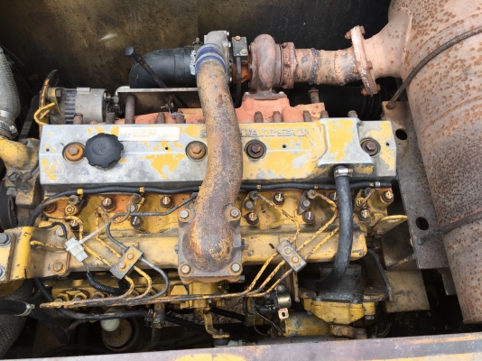 Komatsu PC200-5/ แม็กโฮลมือสอง/ ไฟฟ้าครบ ช่วงล่างเต็ม ทำงานได้เลย เอกสารเล่ม