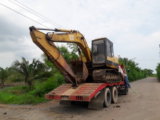 ขายcat E110 โปร บูมพิเศษ เท่ายาวกว่า120 รถทำงานไว ซื้อเก่านอกมา5 ปี  ติดต่อ เจ้าของ 0805771468 คุณ อาท ต้องการวีดีโอการทำงานแอดไลย์มาครับ