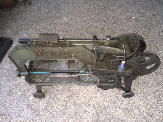 ขายด่วนถูกๆไป ของเพิ่งมาครับ ขายเลยตามรูปครับ แทนเลื่อยตัด Hero 14' ไฟบ้าน 220V