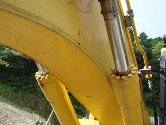 KOMATSU รุ่น PC200-8 N1 ปี 2012 KOMATSU รุ่น PC200-8 N1 ปี 2012