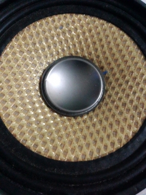 ขายลำโพง pioneer carrozzeria เสียงกลาง 1 คู่ ซื้อมาไม่ได้ใช้ขายพันนึง line id= pontana191 ขายลำโพง pioneer carrozzeria เสียงกลาง 1 คู่ ซื้อมาไม่ได้ใช้ขายพันนึง line id= pontana191