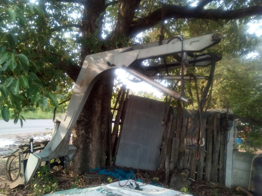 ฝากขายคีบยังใหม่ๆครับสีเดิมๆ ใช้งานเพียง 3 ปี