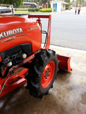 ขาย 36 แรง ตัวรถ + ใบดัน