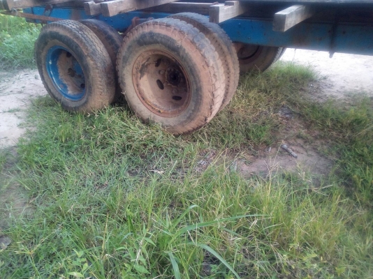 ขายเทเลอร์ใหญ่ลากไม้ ลากอ้อย คัดซีส์ สิบล้อสิบล้อหัวยาว ถูกๆ กระบะไม้ไม่ค่อยสวย ขายเทเลอร์ใหญ่ลากไม้ ลากอ้อย คัดซีส์ สิบล้อสิบล้อหัวยาว ถูกๆ กระบะไม้ไม่ค่อยสวย