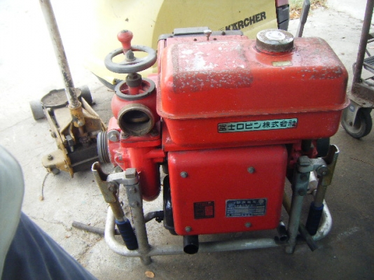 เครื่องดับเพลิงเครื่องยนต์เบนซิน