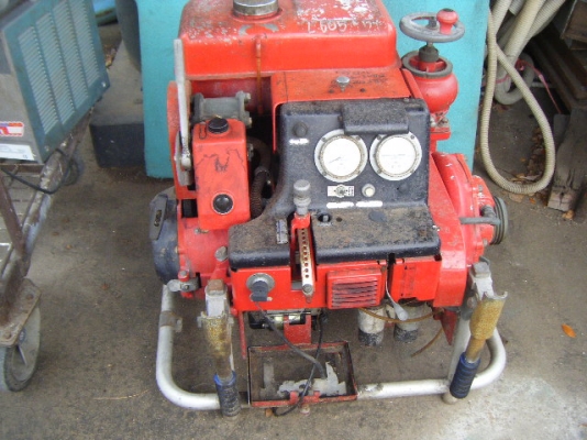 เครื่องดับเพลิงเครื่องยนต์เบนซิน