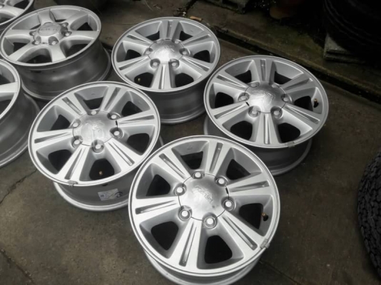 ล้อisuzu 1.9 ขอบ15 ชุดล่ะ7500