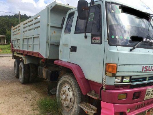 ขายรถบรรทุก อีซูซุ 240 แรง นางฟ้าแท้