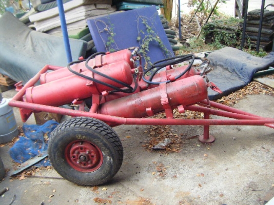 หางเทเลอร์พ่วงถังดับเพลิง