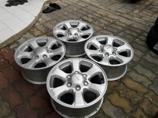 ล้อisuzu 1.9 ขอบ16 ถอดป้ายแดงชุดล่ะ5000