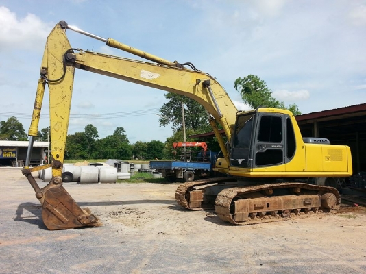 ขายรถแบคโค PC210-6 ไฟฟ้าครบ แอร์เย็น เครื่องดีมาก ปั้มแห้ง ช่วงล่างดี เอวแน่น ทำงานได้ทั้งวัน รถบ้านใช้งานเอง เอกสารพร้อมโอน ราคา950,000 สนใจโทร 090-8588220คุณนะ 093-3258446คุณบิว หรือเข้าดูสินค้าอื่นๆได้ที่ www.narong2truck.com หรือ www.truck.in.th/498 ห