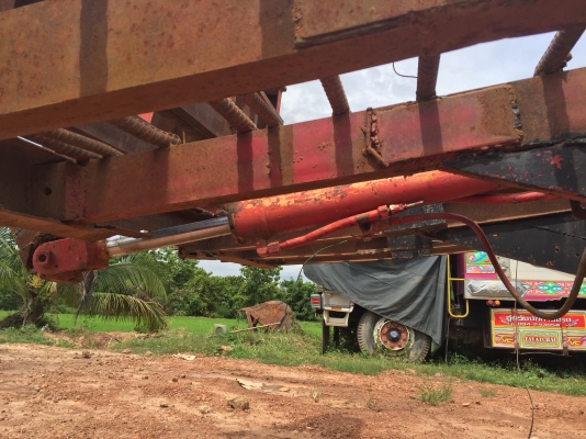 ขายบรรไดชุดกระบอกไฮรดรอลิค+ปั้มไฟฟ้า