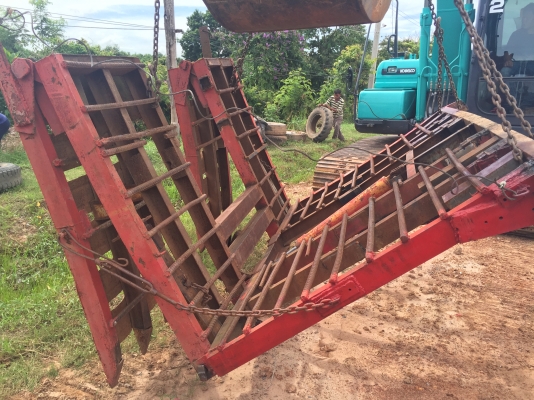 ขายบรรไดชุดกระบอกไฮรดรอลิค+ปั้มไฟฟ้า