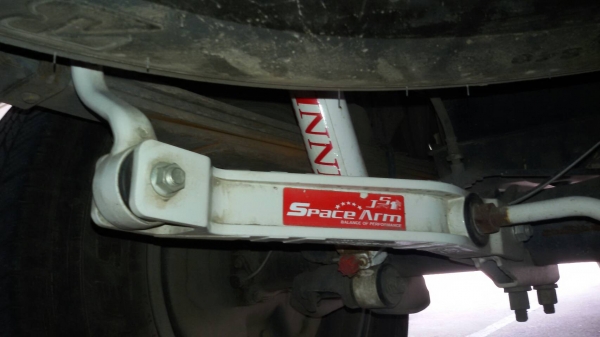 โช๊ควินเนอรตัวยกสูงหน้าแกน16หลังแกน20ปรับ9พร้อมกันโครงมาถอดเองดั้ยเลยคับสภาพ90\%..083-8525512