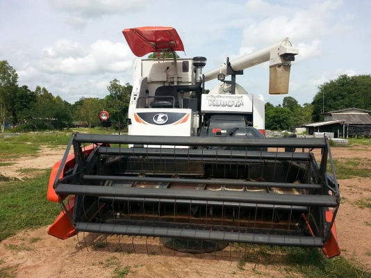 ขายรถเกี่ยวข้าว KUBOTA DC95GM ปี56 ใช้งานน้อย สภาพสวยมาก แท็คใหม่ทั้งสองข้าง เอกสารเล่มทะเบียนพร้อมโอน ราคา650,000 สนใจโทร 090-8588220คุณนะ 093-3258446คุณบิว หรือเข้าดูสินค้าอื่นๆได้ที่ www.narong2truck.com หรือ www.truck.in.th/498 หรือเพจFacebook ณรงค์ ซ ขายรถเกี่ยวข้าว KUBOTA DC95GM ปี56 ใช้งานน้อย สภาพสวยมาก แท็คใหม่ทั้งสองข้าง เอกสารเล่มทะเบียนพร้อมโอน ราคา650,000 สนใจโทร 090-8588220คุณนะ 093-3258446คุณบิว หรือเข้าดูสินค้าอื่นๆได้ที่ www.narong2truck.com หรือ www.truck.in.th/498 หรือเพจFacebook ณรงค์ ซ