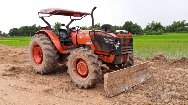 KUBOTA M9540