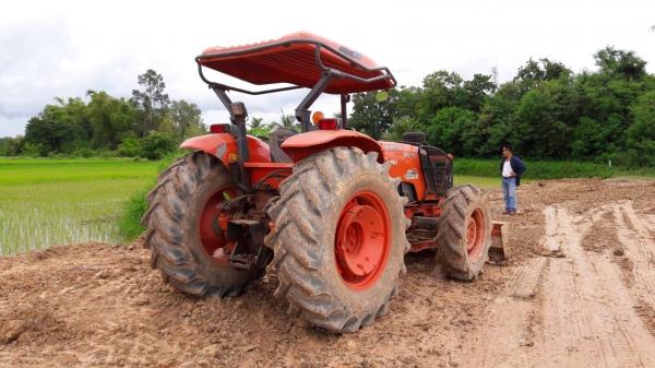 KUBOTA M9540
