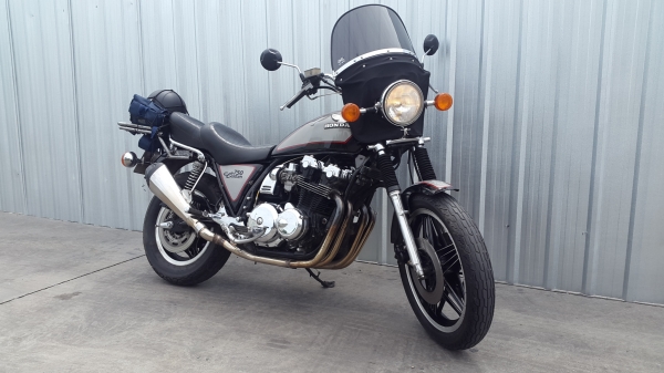 cb750