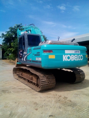 ขายรถแบ็คโฮ Kobelco 200 mark 8 YN 12 super ไมล์ชม.8,4xx เอกสารชุดจดเล่มทะเบียน