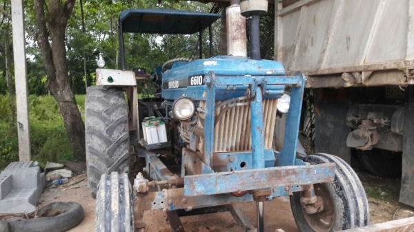 รถไถฟอร์ด6610