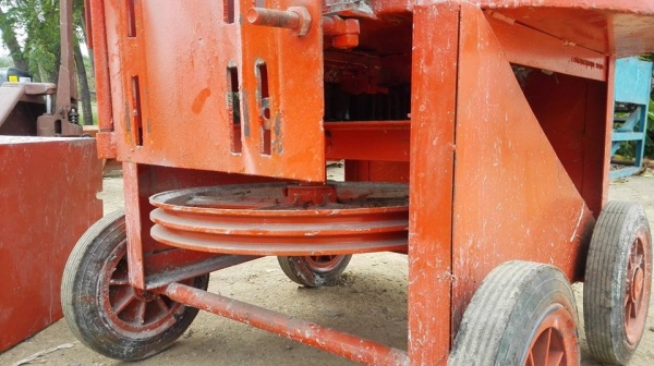 โม่ปูนฉาบสภาพใหม่เจ้าของใช้ต่อเติมบ้านงานเดียวมาเทสได้ครับ (ไม่มีมอเตอร์)