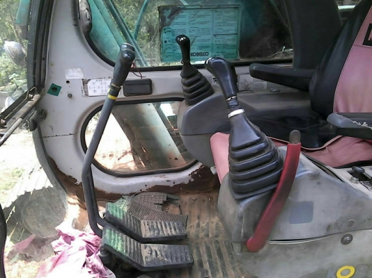 KOBELCO SK200 MARK 5