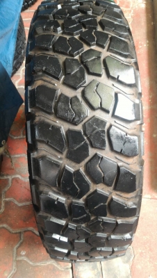 ขายยาง BF km2  245 x 75 x 16  มีเส้นเดียว