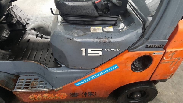 แหล่งรวมรถโฟล์คลิฟท์งาเทอิ้งค์ฟอร์คสำหรับตักยางก้อนยางพารายางถ้วยและขี้ยางตักไม้บดตักขวดตักพลาสติกและอื่นๆ แหล่งรวมรถโฟล์คลิฟท์งาเทอิ้งค์ฟอร์คสำหรับตักยางก้อนยางพารายางถ้วยและขี้ยางตักไม้บดตักขวดตักพลาสติกและอื่นๆ