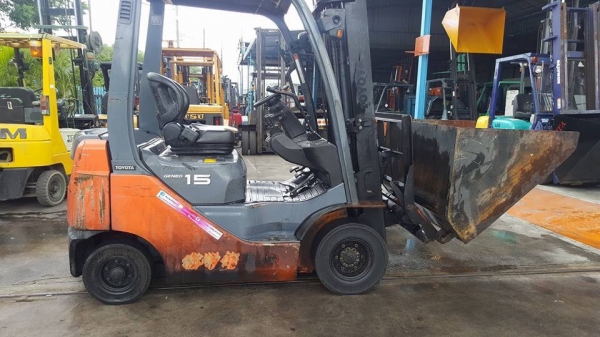 แหล่งรวมรถโฟล์คลิฟท์งาเทอิ้งค์ฟอร์คสำหรับตักยางก้อนยางพารายางถ้วยและขี้ยางตักไม้บดตักขวดตักพลาสติกและอื่นๆ แหล่งรวมรถโฟล์คลิฟท์งาเทอิ้งค์ฟอร์คสำหรับตักยางก้อนยางพารายางถ้วยและขี้ยางตักไม้บดตักขวดตักพลาสติกและอื่นๆ