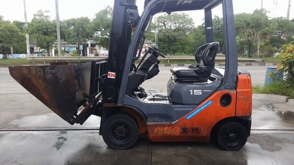 แหล่งรวมรถโฟล์คลิฟท์งาเทอิ้งค์ฟอร์คสำหรับตักยางก้อนยางพารายางถ้วยและขี้ยางตักไม้บดตักขวดตักพลาสติกและอื่นๆ แหล่งรวมรถโฟล์คลิฟท์งาเทอิ้งค์ฟอร์คสำหรับตักยางก้อนยางพารายางถ้วยและขี้ยางตักไม้บดตักขวดตักพลาสติกและอื่นๆ