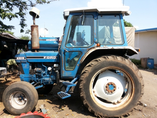 ขาย Ford6610 รถนำเข้า ไม่เคยใช้ในไทย 360000