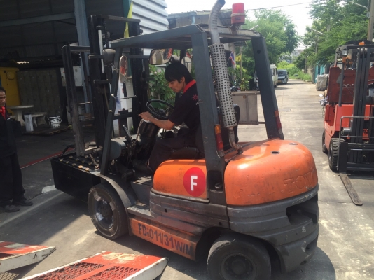 ขายรถtoyota 6fd25ดีเซลเกียร ออโต้