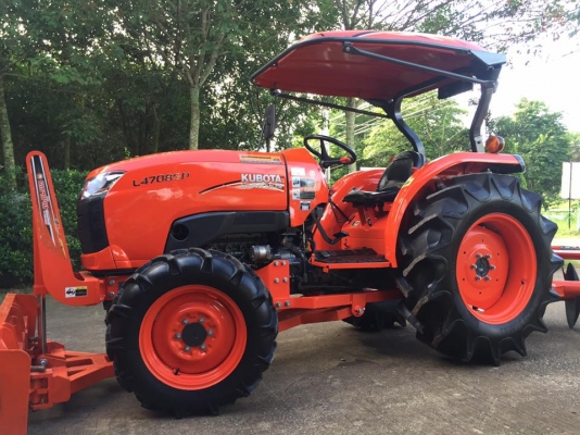 ขายรถไถ Kubota L4708SP (4WD) พร้อมใบมีดและผานพรวนช้าง รถไร่ สวยๆ พร้อมใช้งาน