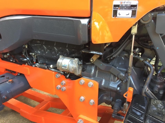 ขายรถไถ Kubota L4708SP (4WD) พร้อมใบมีดและผานพรวนช้าง รถไร่ สวยๆ พร้อมใช้งาน