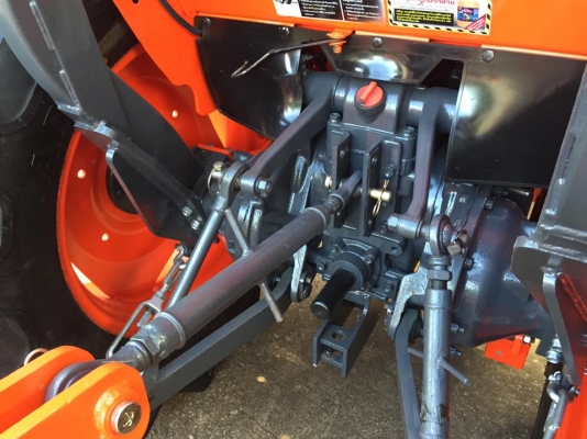 ขายรถไถ Kubota L4708SP (4WD) พร้อมใบมีดและผานพรวนช้าง รถไร่ สวยๆ พร้อมใช้งาน