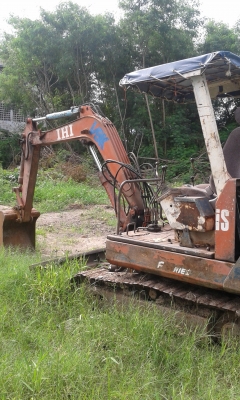 ขายรถแมคโค pc30 ขายรถแมคโค pc30