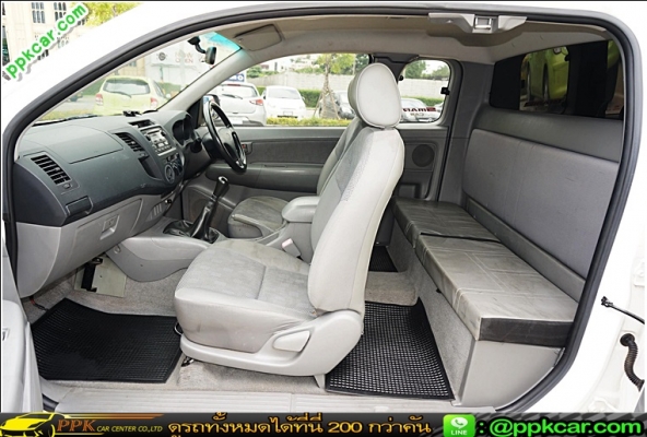 2011 TOYOTA HILUX VIGO 2.7 J X-TRA CAB