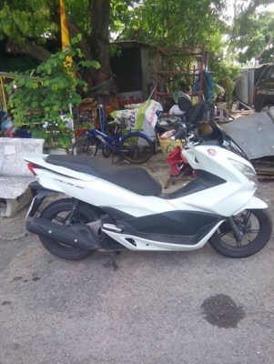 ขาย PCX 150 i รถบ้านๆ เครื่องเดิมๆ มือเดียว สภาพสวย รอยไม่มากมีแต่รอยนิดๆหน่อย เลขไมล์ 3xxxx กม กุญแจรีโมทพร้อม สีขาวตรงเล่ม เอกสาร ทุกอย่างพร้อม เติมน้ำมันขี่กับได้เลย ใครพร้อมราคานี้58500.-มาได้เลยต่อแรงๆขอผ่านน่ะผมกลัว อิอิ โทร 0811371101 Line id 08113 ขาย PCX 150 i รถบ้านๆ เครื่องเดิมๆ มือเดียว สภาพสวย รอยไม่มากมีแต่รอยนิดๆหน่อย เลขไมล์ 3xxxx กม กุญแจรีโมทพร้อม สีขาวตรงเล่ม เอกสาร ทุกอย่างพร้อม เติมน้ำมันขี่กับได้เลย ใครพร้อมราคานี้58500.-มาได้เลยต่อแรงๆขอผ่านน่ะผมกลัว อิอิ โทร 0811371101 Line id 08113