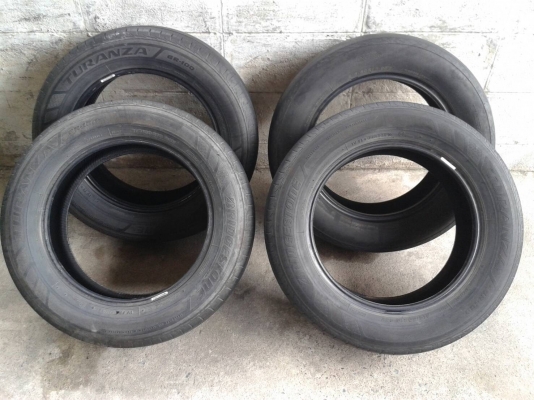 ยาง บริสโตน 215/60R16ปี14 สวยๆ 4 เส้น ราคา 2300 บาท