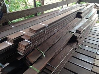 ไม้ฝาเก่า