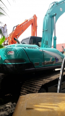 ขาย KOBELCO  SK200-3LC...รถสวยภาพดี....เครื่องปั๊มดี....เอกสารครบ ...สนใจโทร...089-3818694  ดวงนภา