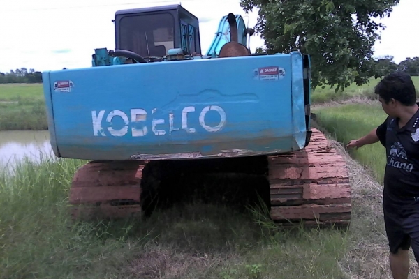 ขาย KOBELCO SK200M2 ตัวเดินใหญ่ สภาพสวยพร้อมใช้ ราคาต่อรองได้ ติดต่อได้ คุณ อ๊อฟ พิจิตร 086-737-9991 ขาย KOBELCO SK200M2 ตัวเดินใหญ่ สภาพสวยพร้อมใช้ ราคาต่อรองได้ ติดต่อได้ คุณ อ๊อฟ พิจิตร 086-737-9991