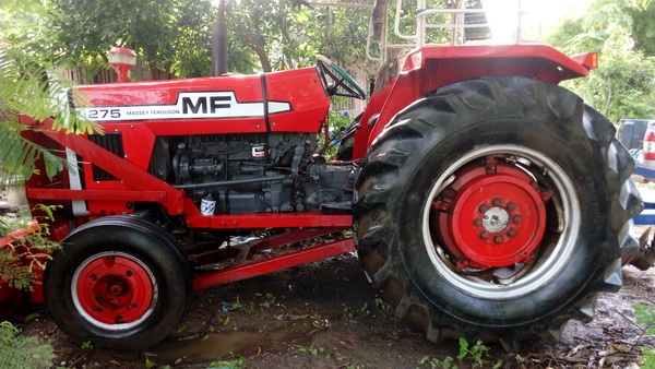 ขายแล้วครับ ลดราคา ขาย Massey 275 สภาพดี พร้อมอุปกรณ์ 3 ชิ้น ดันหน้า หาง 3 และ หาง7 ขายแล้วครับ ลดราคา ขาย Massey 275 สภาพดี พร้อมอุปกรณ์ 3 ชิ้น ดันหน้า หาง 3 และ หาง7